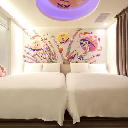 Whoops Hotel Tchaj-čung Pokoj fotografie