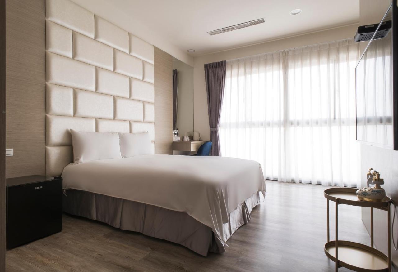 Whoops Hotel Tchaj-čung Exteriér fotografie